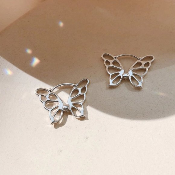 *NEW 925 Sterling Silver Butterfly Hoop Earrings - Picture 2 of 8
